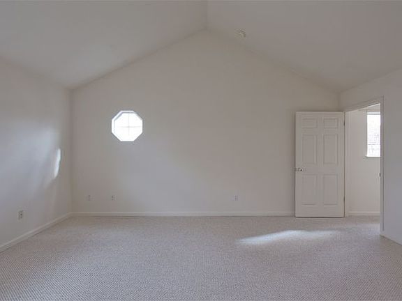 3rd image of 3557 Sunnydays Ln