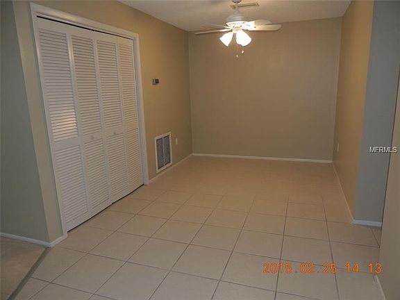 5th image of 510 Duxbury Ct APT A