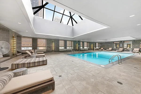 Rented by Compass | media 13