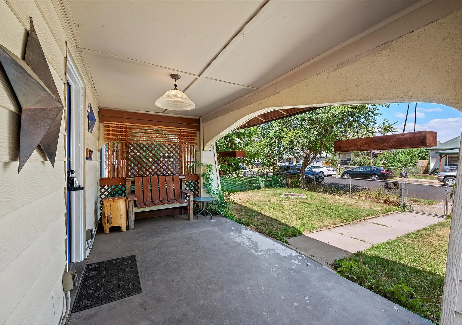 Perfect 4bd located in the Heart of Englewood — Photo 3