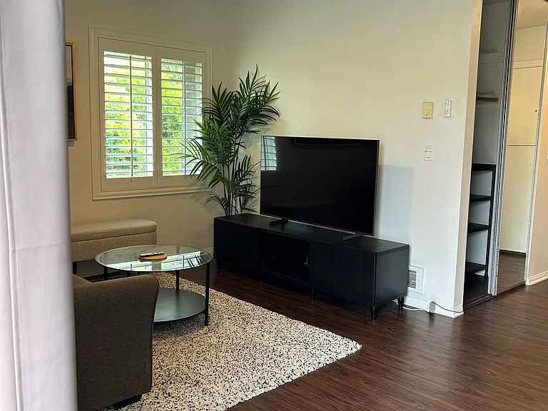 16912 Pacific Coast Hwy — Photo 11