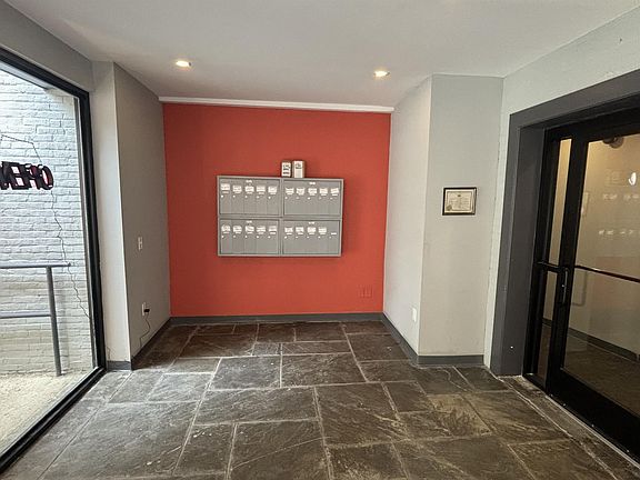 3rd image of 123 N 2nd St #11213346