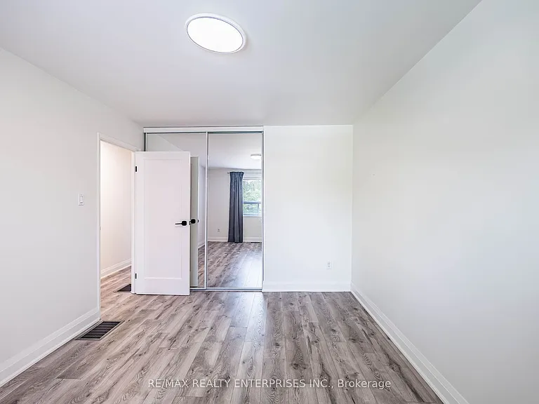 1055 Shawnmarr Rd #17 — Photo 40