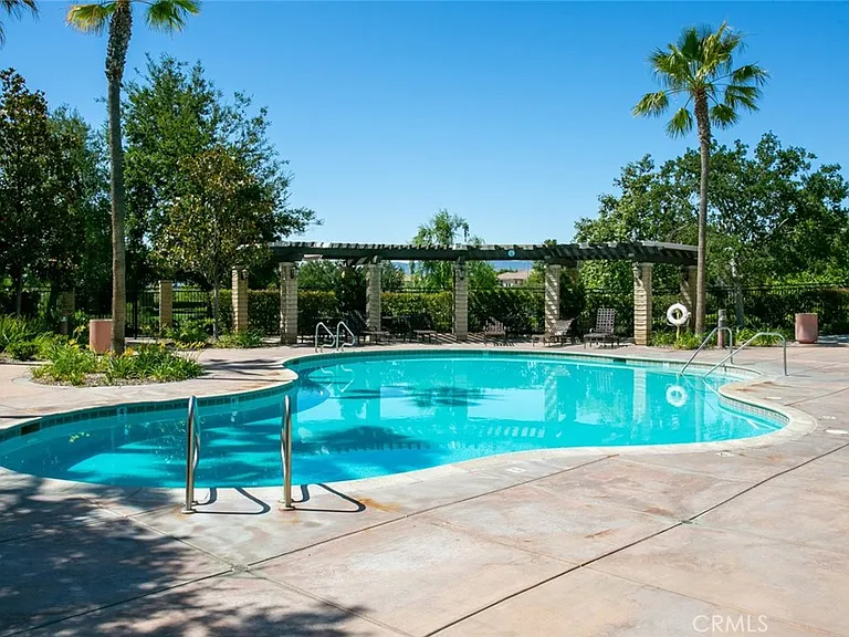 29208 Dakota Dr — Photo 41