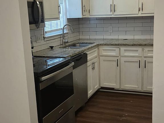 4th image of 5504 Estates Ct #1