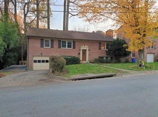 5208 Acacia Ave, Bethesda, MD 20814