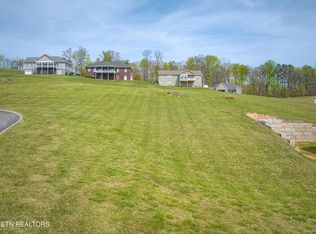3040 Hayden Ct, Morristown, TN 37814