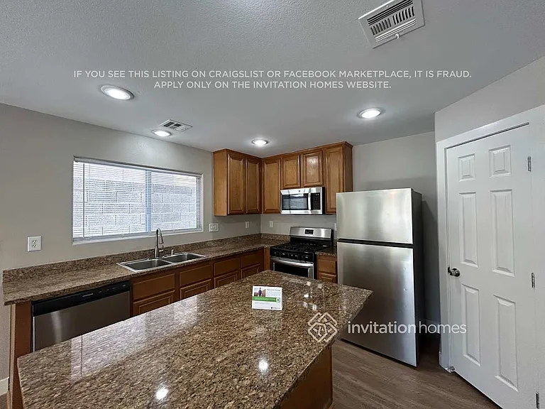 7275 Forefather St — Photo 3