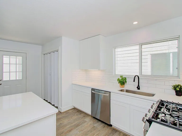 6117 Settlers Square Ln — Photo 27