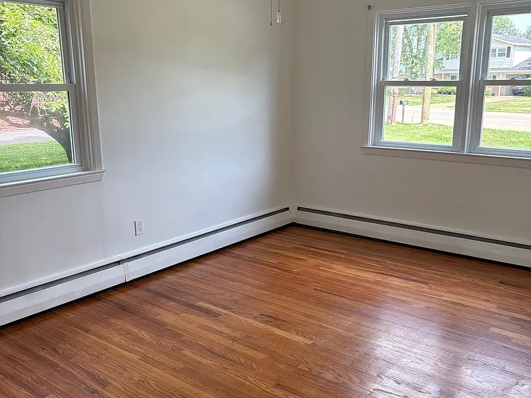 1215 Milltown Rd — Photo 8
