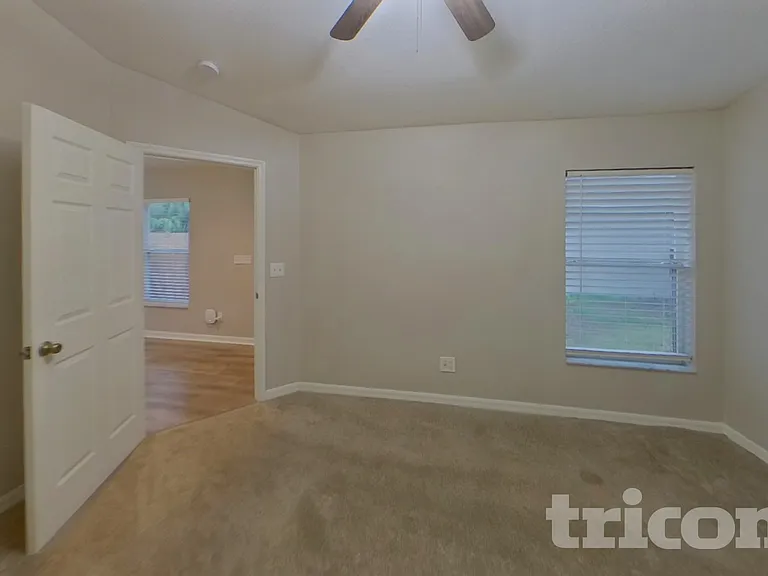 11106 Robin Lake Ct — Photo 6