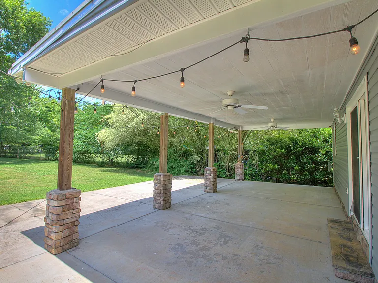 1112 Willoughby Rd — Photo 22