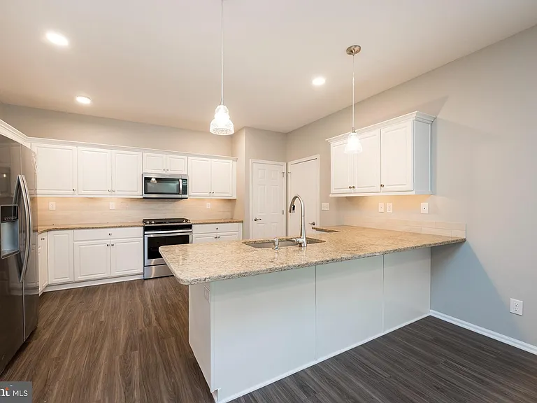 443 Wharton Blvd #32 — Photo 11