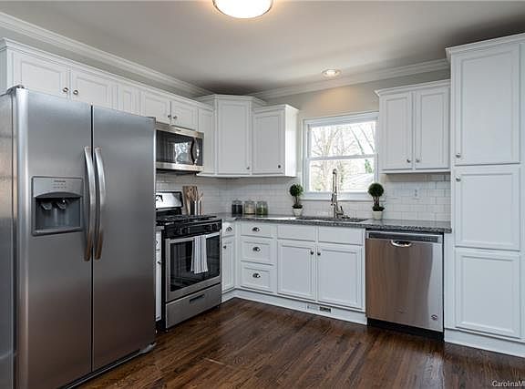 3rd image of 2529 Purser Dr