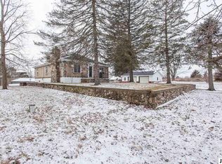 18387 Lewis Rd, Cement City, MI 49233