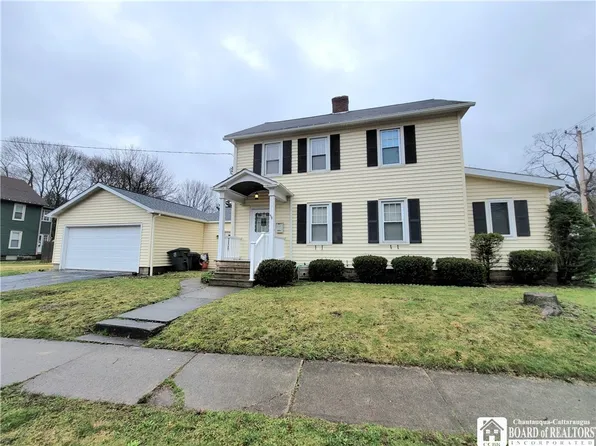 222 Palmer St, Jamestown, NY 14701