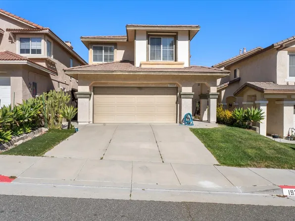 19335 Ackerman Ave, Santa Clarita, CA 91321