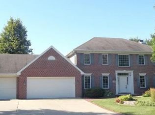 3121 N Gothic Cir, Green Bay, WI 54313