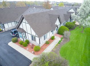 1786 Willow Circle Dr #1786, Crest Hill, IL 60403