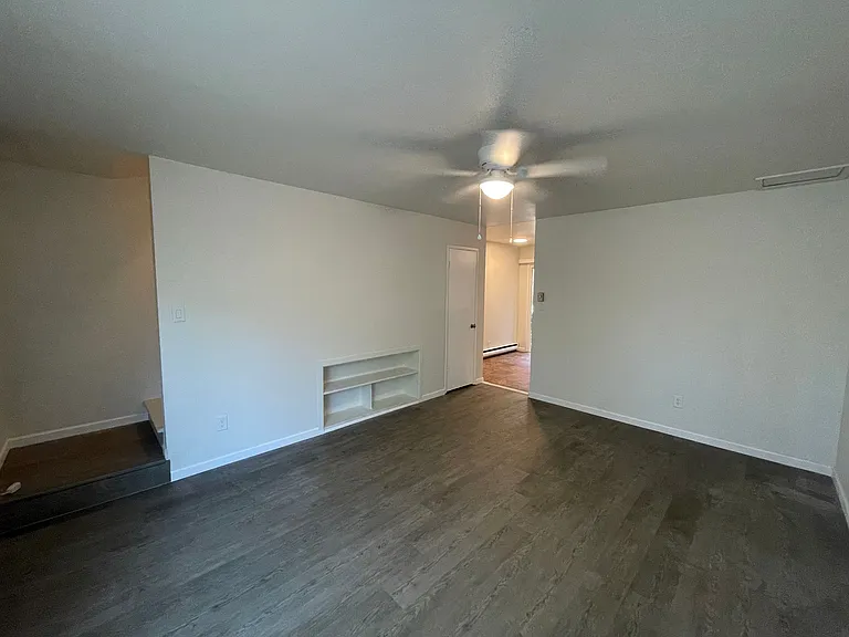 33 E Cowan St #33 — Photo 4