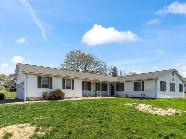 18503 Kent Ave, Hagerstown, MD 21740