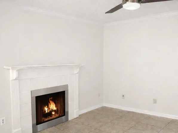 7225 W Fairfield Dr APT C3, Pensacola, FL 32506