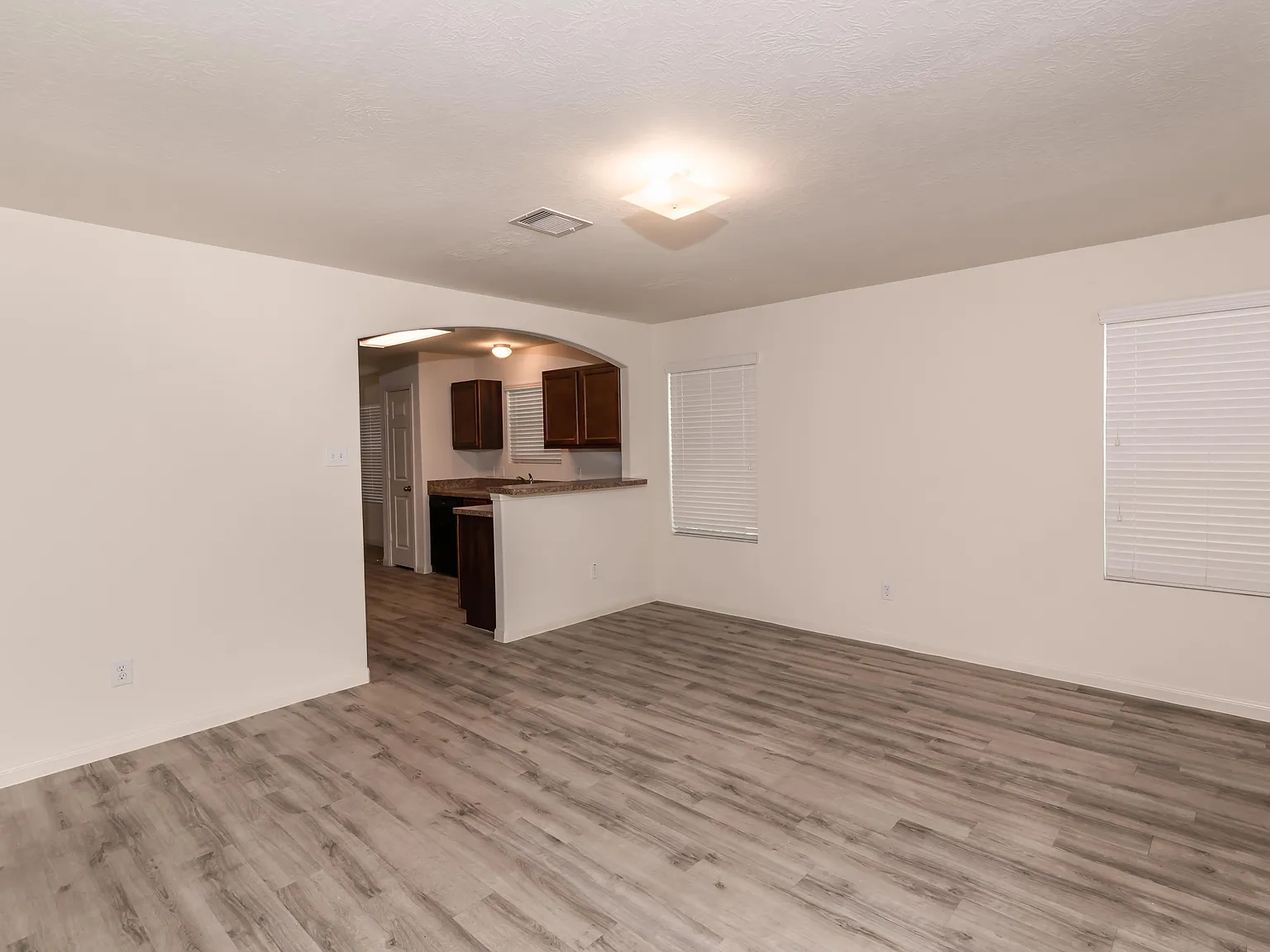 South Post Oak Manor — Photo 2