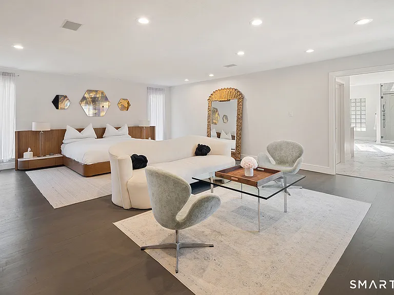 294 E Middle Patent Rd — Photo 16