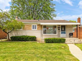25635 Huron St, Roseville, MI