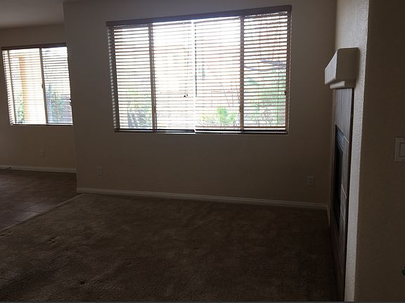 3rd image of 11904 Luna Del Mar Ln