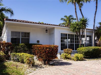 8926 Dickens Ave, Surfside, FL, 33154
