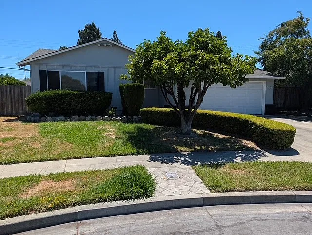 4320 Gertrude Dr — Photo 1