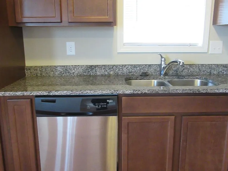 220 Roudabush Dr NW — Photo 12