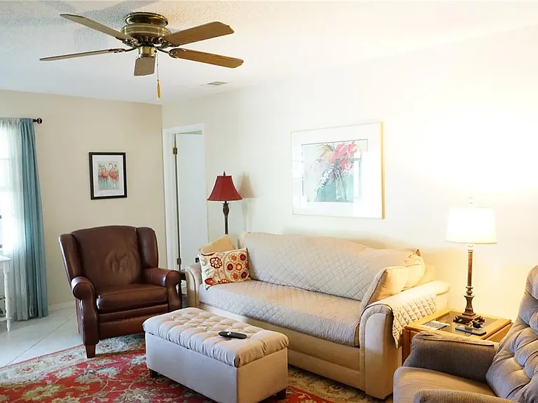 2102 Hereford Dr #513 — Photo 5