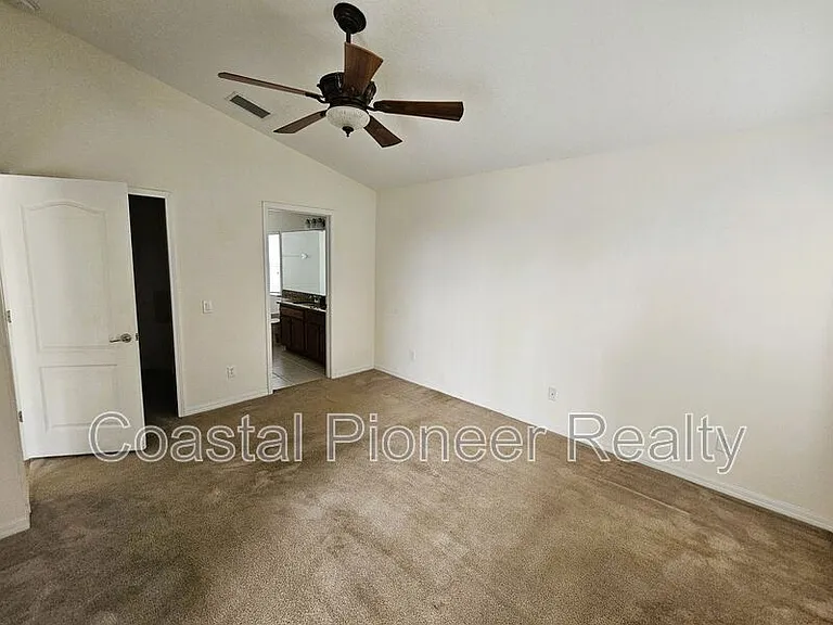 3220 Clover Blossom Cir — Photo 14