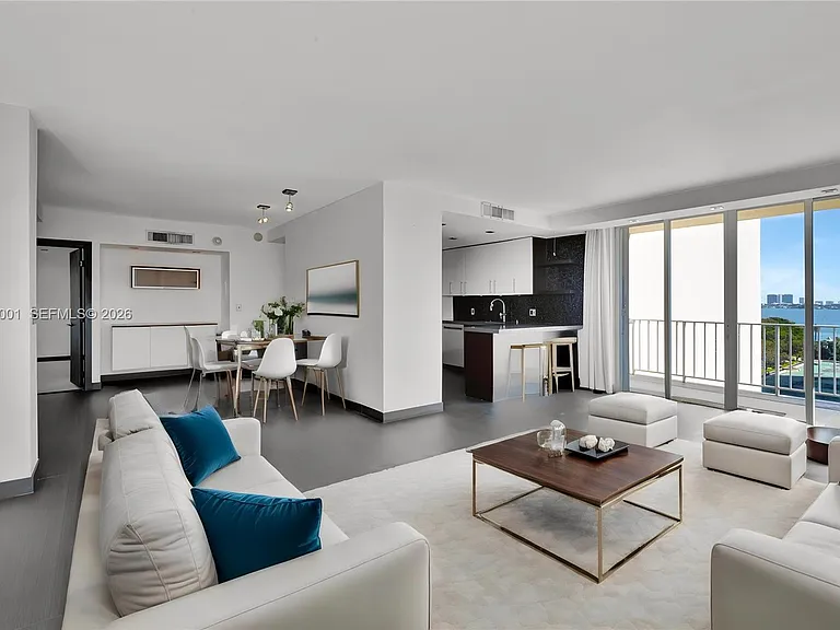 11111 Biscayne Blvd #9B-928 — Photo 1