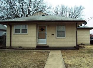 624 W 22nd St, Wellington, KS 67152
