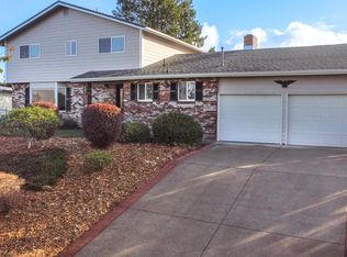 161 Hilltop Dr, Seaside, OR 97138