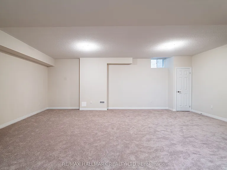 19 Stennett Dr — Photo 30