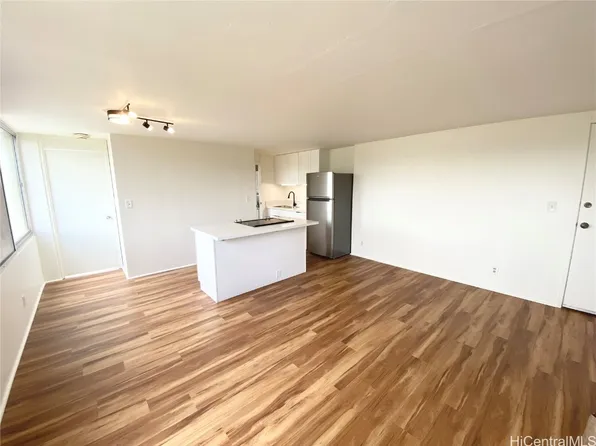 1060 Kamehameha Hwy APT 606A, Pearl City, HI 96782