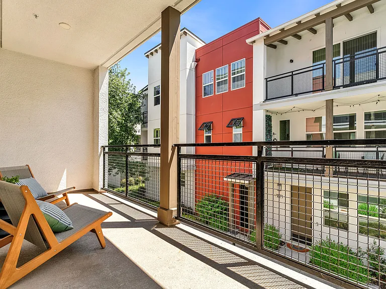 223 Baja Rose St — Photo 38