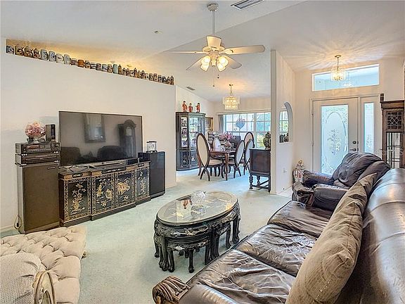 4th image of 4499 Hamwood St