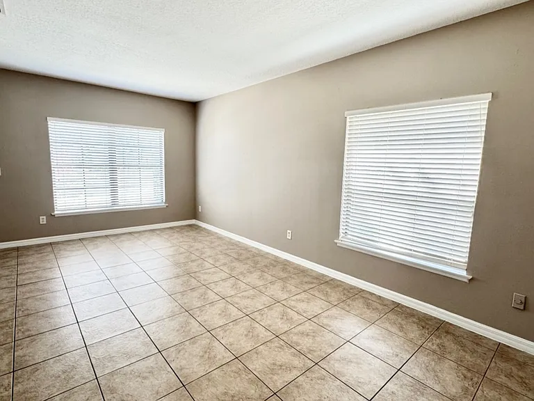 3560 Windleshore Way — Photo 3