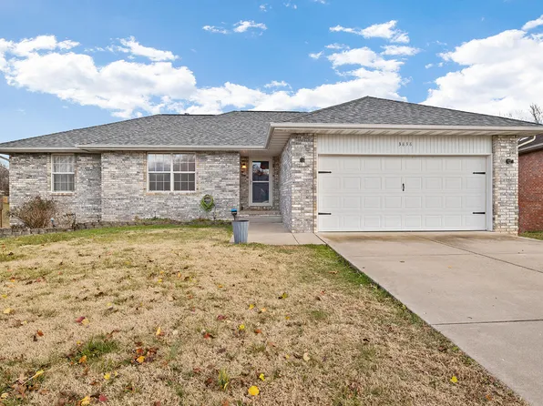 3838 W Parkridge Circle, Springfield, MO 65802
