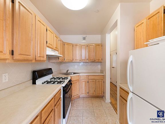 4th image of 2053-C Adam C Powell Blvd Unit 2A