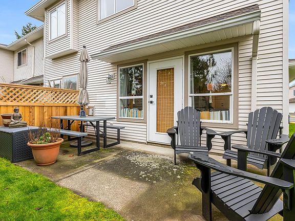 2nd image of 717 Aspen Rd #30