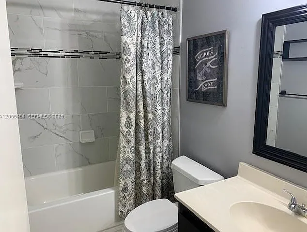 3904 NW Cinnamon Tree Cir — Photo 12