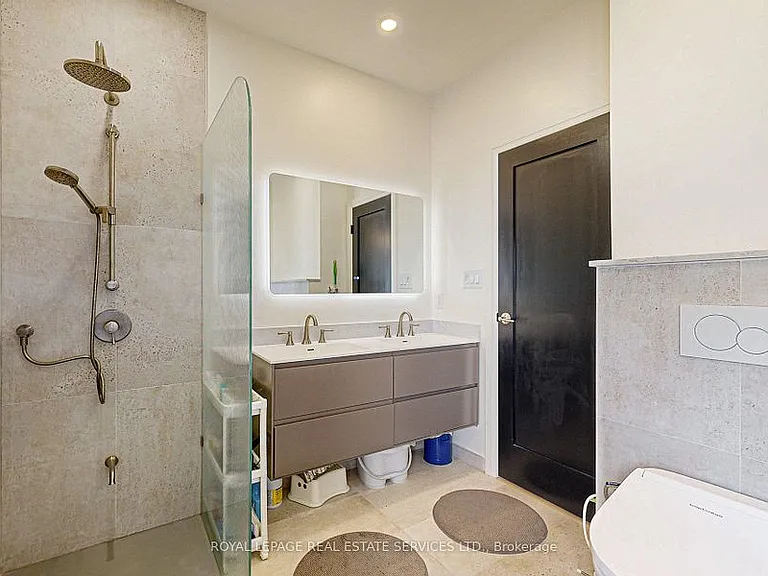 81 Major St #1 — Photo 9