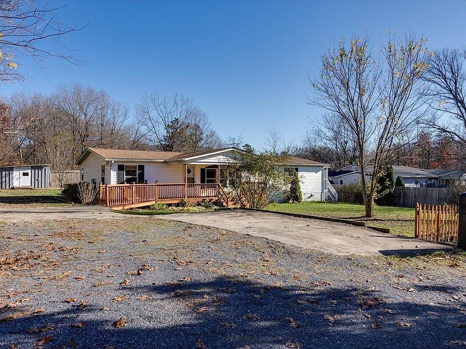1st image of 92 Cottonwood Ave