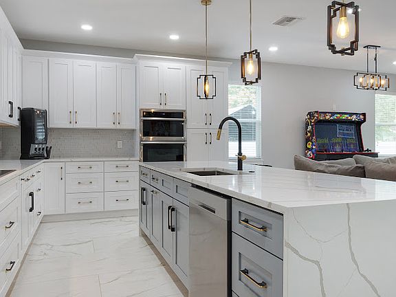 4th image of 3413 W Braddock St